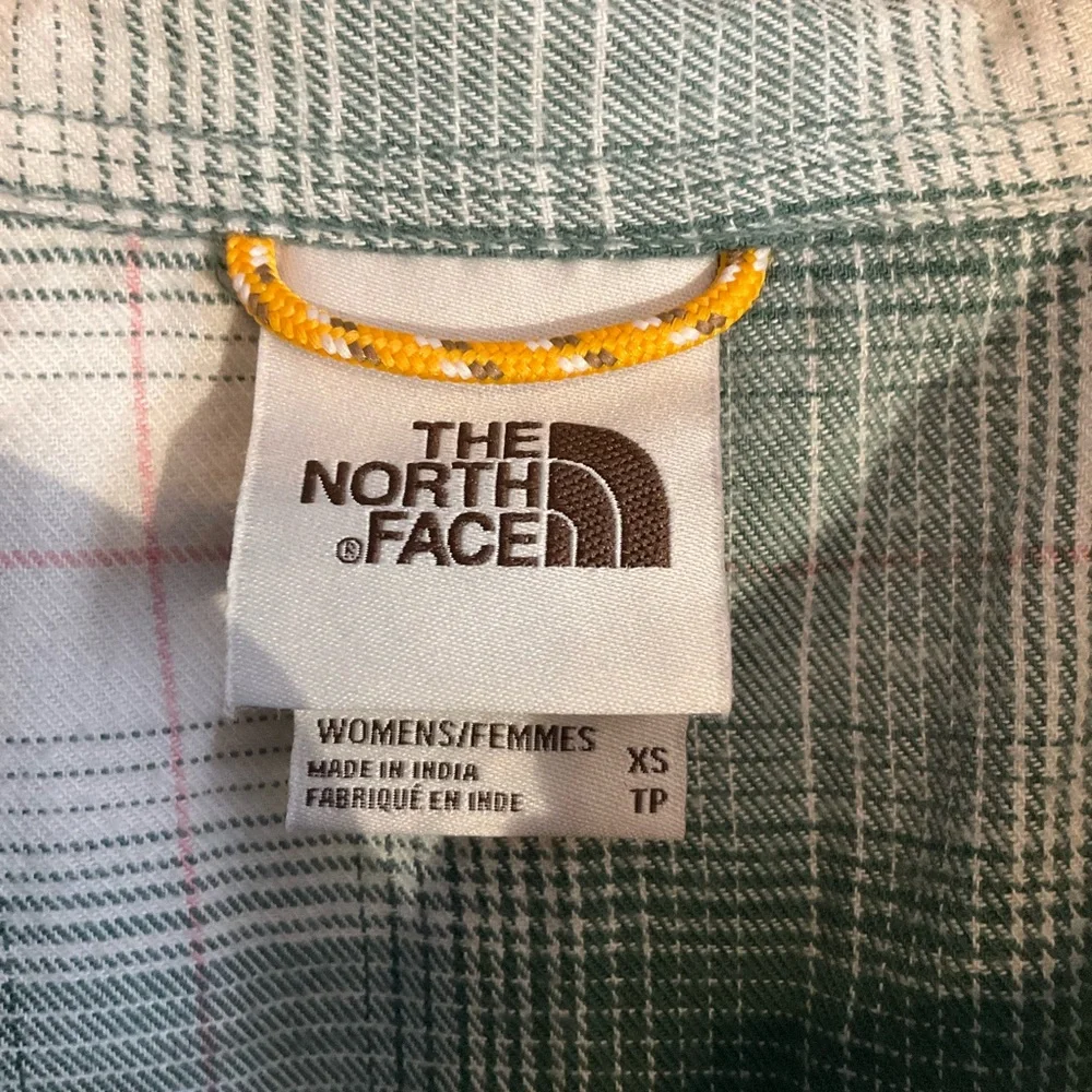The North Face Plaid Cotton Shirt - Picture 6 of 10